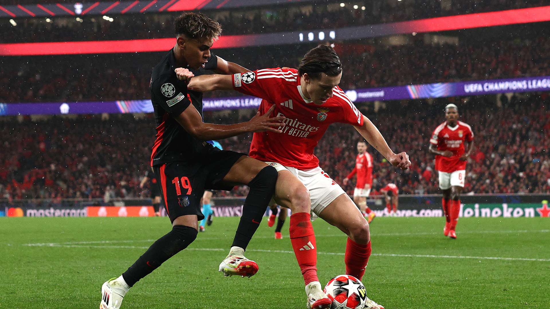 皮萨罗：萨内应继续留在拜仁，这里是他重拾自信与状态的地方